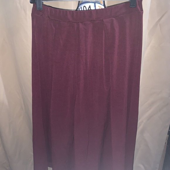 Dresses & Skirts - boohoo skirt